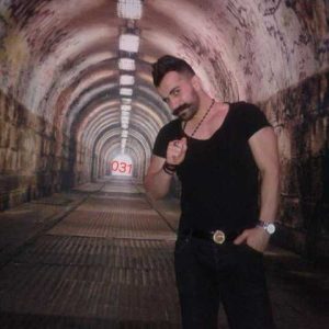 دانلود آهنگ آرش سزار و بکس ۰۳۱ عشق سیاه
